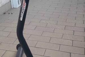 Cavalletto alzamoto monobraccio