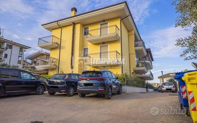 APPARTAMENTO CON GARAGE - CENTOBUCHI