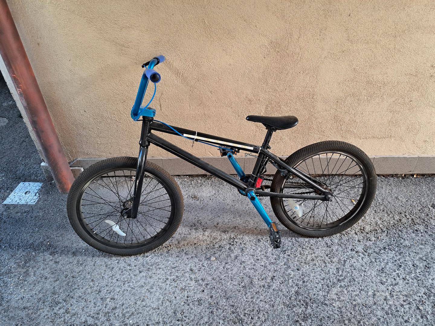 bmx con led blu Biciclette In vendita a Arezzo