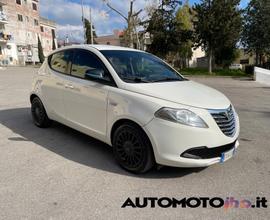 Lancia Ypsilon 1.2 BENZINA e GPL