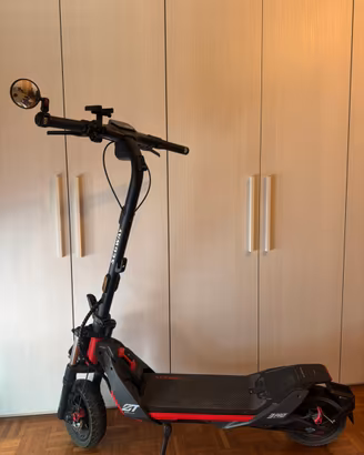 Monopattino elettrico Segway-Ninebot ZT3 Pro