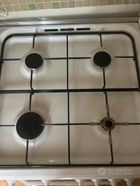 cucina a gas con forno a gas