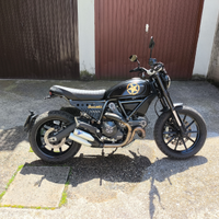 Ducati scrambler 800 full throttle