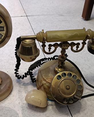 Orologio e Telefono