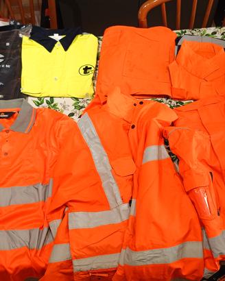 abbigliamento da lavoro antistatico vario