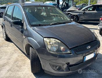 FORD FIESTA per ricambi usati