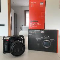 Sony a7iii + sony/zeiss 24/70 f4 + cage smallrig