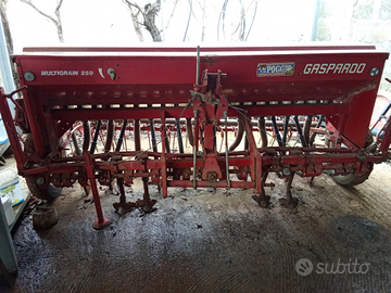 Seminatrice cereali e legumi