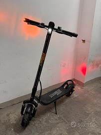 Monopattino elettrico Scrambler Ducati