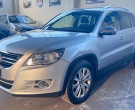 Volkswagen Tiguan 2.0 TDI DPF 4MOTION DSG Sport & 