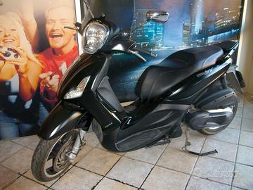 Piaggio Beverly 350 POLICE