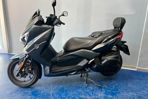 Yamaha X-Max 400