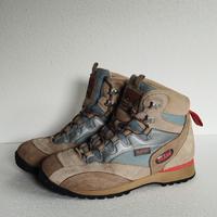 scarponcini trekking 