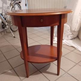 Tavolino da arredo per salotto o camera da letto