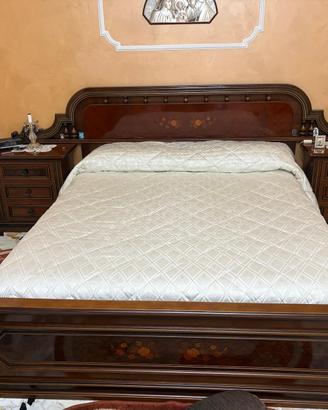 Testata da letto matrimoniale e 2 comodini
