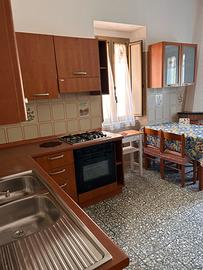 cucina completa disponibile da ora