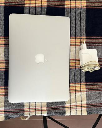 MacBook Air 13” Mid 2013