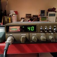 INTEK FM600 SX. 40 canali . 10 W.