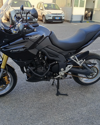 Triumph Tiger 1050