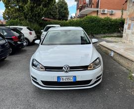 Volkswagen Golf 1.2 benzina 86cv Neop