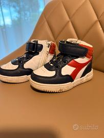 Scarpe Diadora numero 23 con cerniera di lato