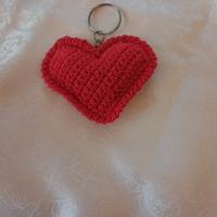 cuore a uncinetto  tecnica  amigurumi 
