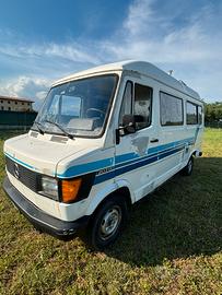 Mercedes benz 207 D T1