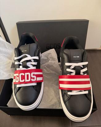 Scarpe GCDS  