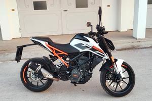 KTM 125 Duke