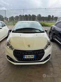 Peugeot 208 PureTech 82 5 porte Allure Prezzo Prom