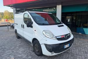 OPEL VIVARO 2.0 CDTI GANCIO-TRAINO-PORTAPACCHI
