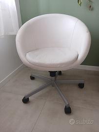 Poltroncina bianca ecopelle