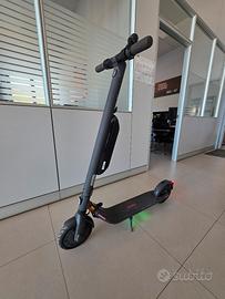 monopattino elettrico e45e segway