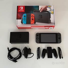 Console Nintendo Switch Completa con Scatola