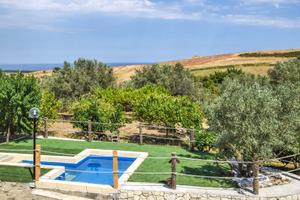 Casa nella natura vista mare