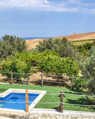 Casa nella natura vista mare