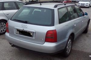 AUDI A4 B5 1800 SW BENZINA/GPL 