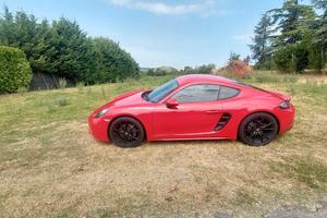 PORSCHE CAYMAN 718