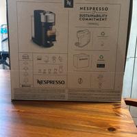 Macchina caffè - Vertuo Next Deluxe D Pure Chorme