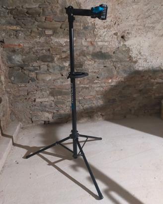 SUPPORTO MANUTENZIONE BICI "BTWIN 500"