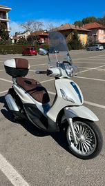 Piaggio Beverly 300