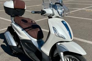 Piaggio Beverly 300