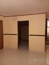 Stanze uso deposito mobili