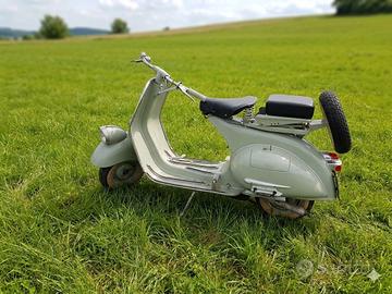 VESPA PIAGGIO 125 VN1T FARO BASSO ANNO 1955