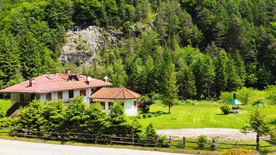 Casa indipendente su due piani Calalzo di Cadore