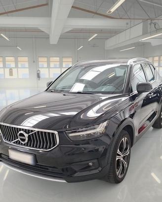 VOLVO XC40 T5 PLUG-IN HYBRID AUTO RECHARGE INSCRIP