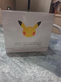 POKEMON BOX 25ESIMO ANNIVERSARIO set allenatore fu