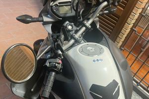 Moto Honda Transalp 700 del 2011.