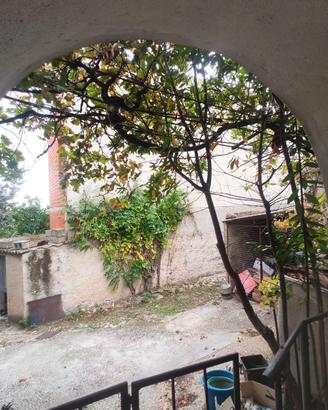 Casa campidanese con terreno zona B