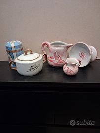 Lotto di oggetti in ceramica e porcellana